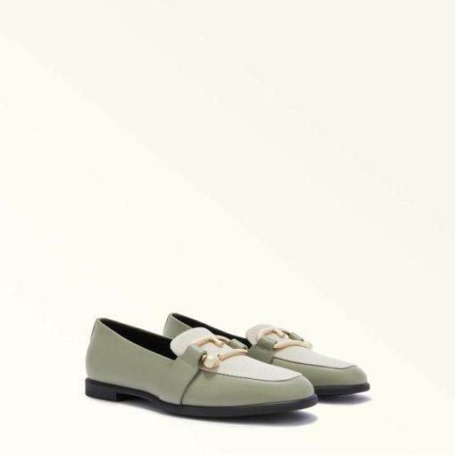 Shoppassport.shop3e77fcd9d4 1