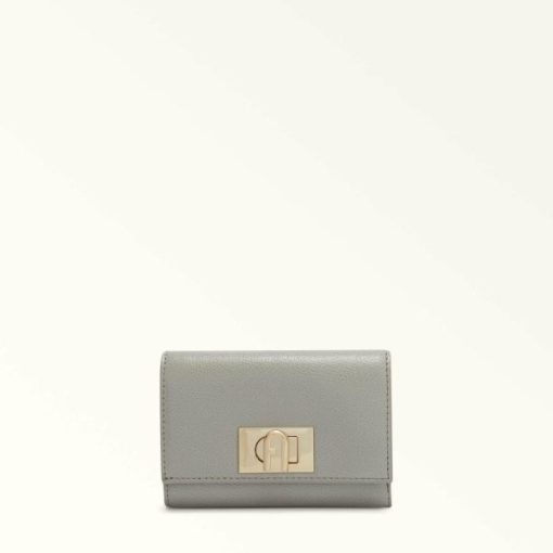 Shoppassport.shop5aee1196ff 1