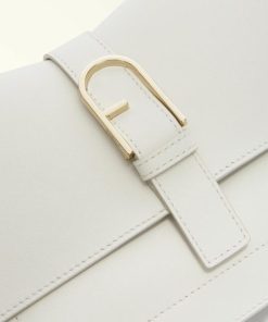 Shoppassport.shop7482da4418 4