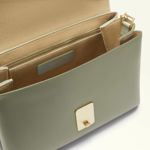 Shoppassport.shopbcfca27034 3