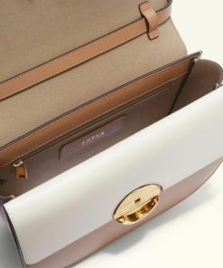 Shoppassport.shopd457a5b1d7 3