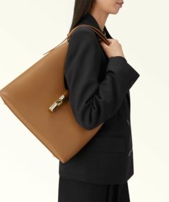 Shoppassport.shope7e525fee8 6