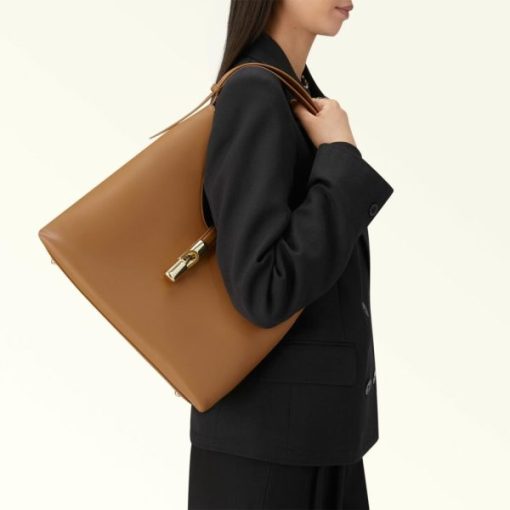 Shoppassport.shope7e525fee8 6